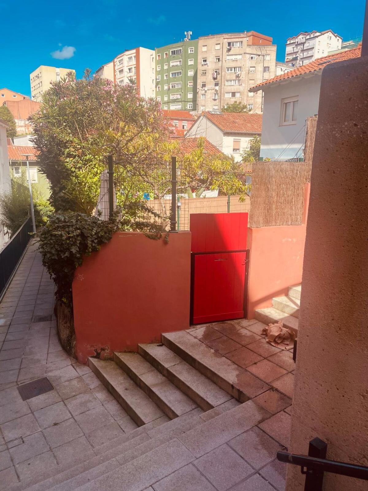 Garden House In The Center Santander